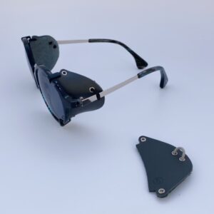 Removable side shields in dark color, put on sunglasses. Fits all models.